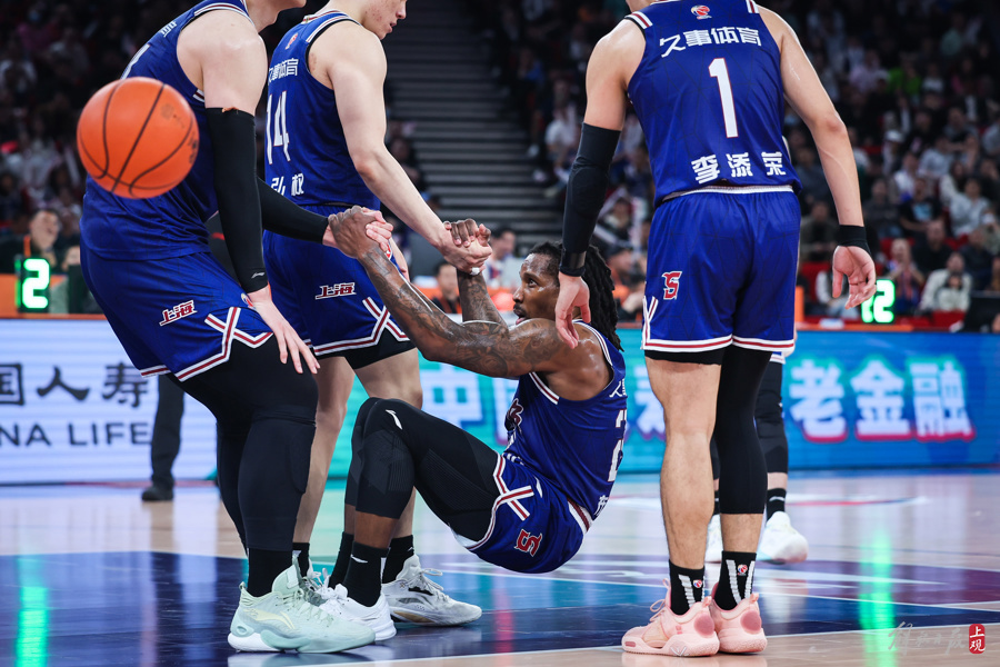 Kaiyun Sports-上海久事发布备战花絮，冲刺阶段刷新队史纪录，NBA常规赛任务艰巨，球队文化再被提及的简单介绍